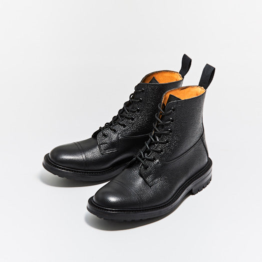 ブーツ | M6895 GRASSMERE / BLACK SCOTCH GRAIN (COMMANDO SOLE ...