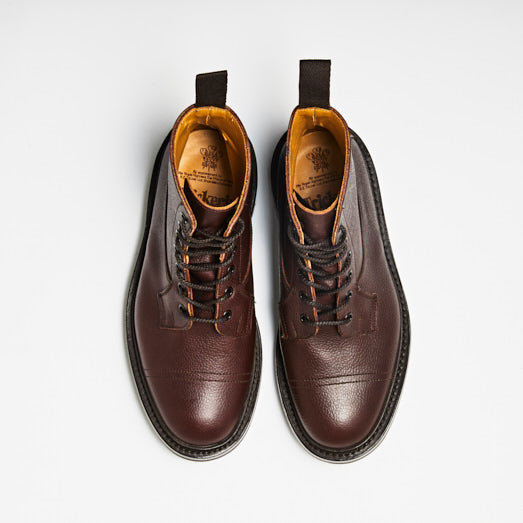 M6895 GRASSMERE / BROWN ZUG GRAIN (COMMANDO SOLE)